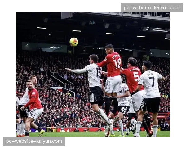 曼联2-2遭伯恩利补时绝平，B费双响难救主