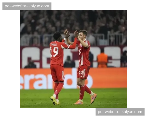 18岁小将卡尔绝杀瞬间：弗赖堡主场从狂欢到沉寂